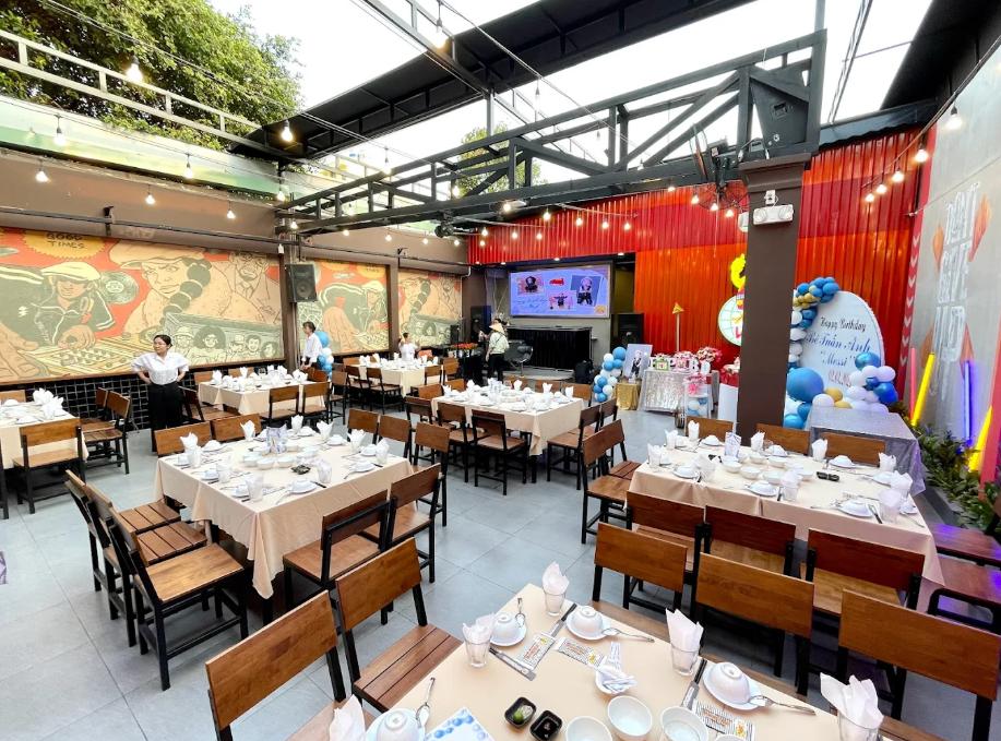 Gà Nướng Lu Việt Hương