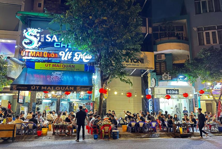 Út Mai - Quán nhậu Phú Nhuận được nhiều thực khách yêu thích