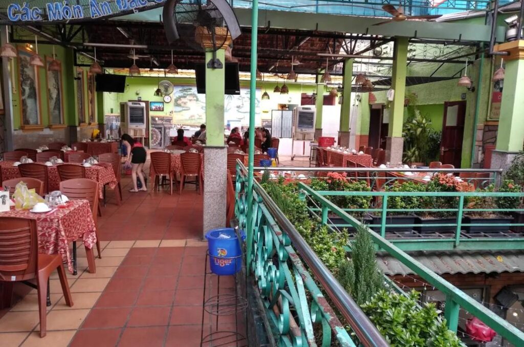 Quán nhậu Sơn Ca