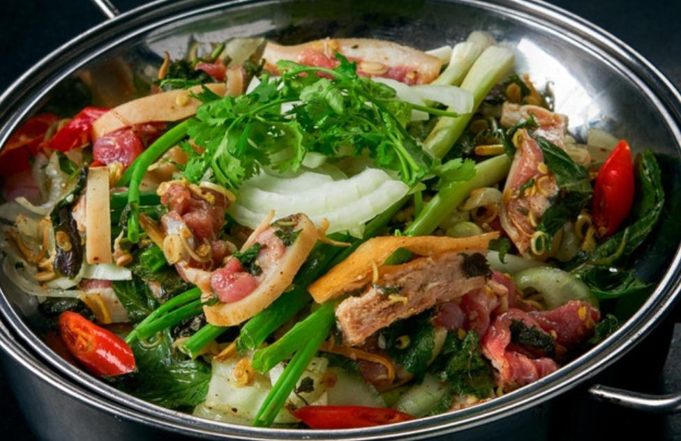 Dê Anh Xuân có món lẩu ngon đậm đà