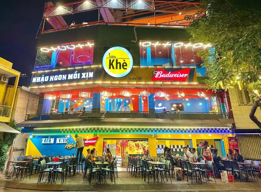 Xiên Khè Koozi - Quán nhậu Trường Sa rộng rãi, dễ tìm