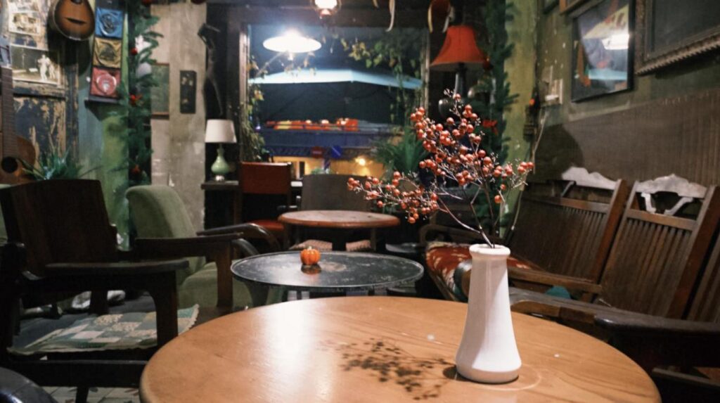 Cỏ Cafe - Quán cafe Bình Thạnh hoài cổ