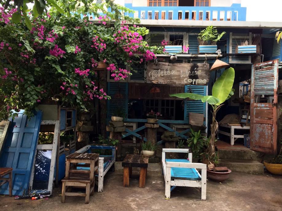 Phiên Khúc - Quán cafe Côn Đảo cực chill