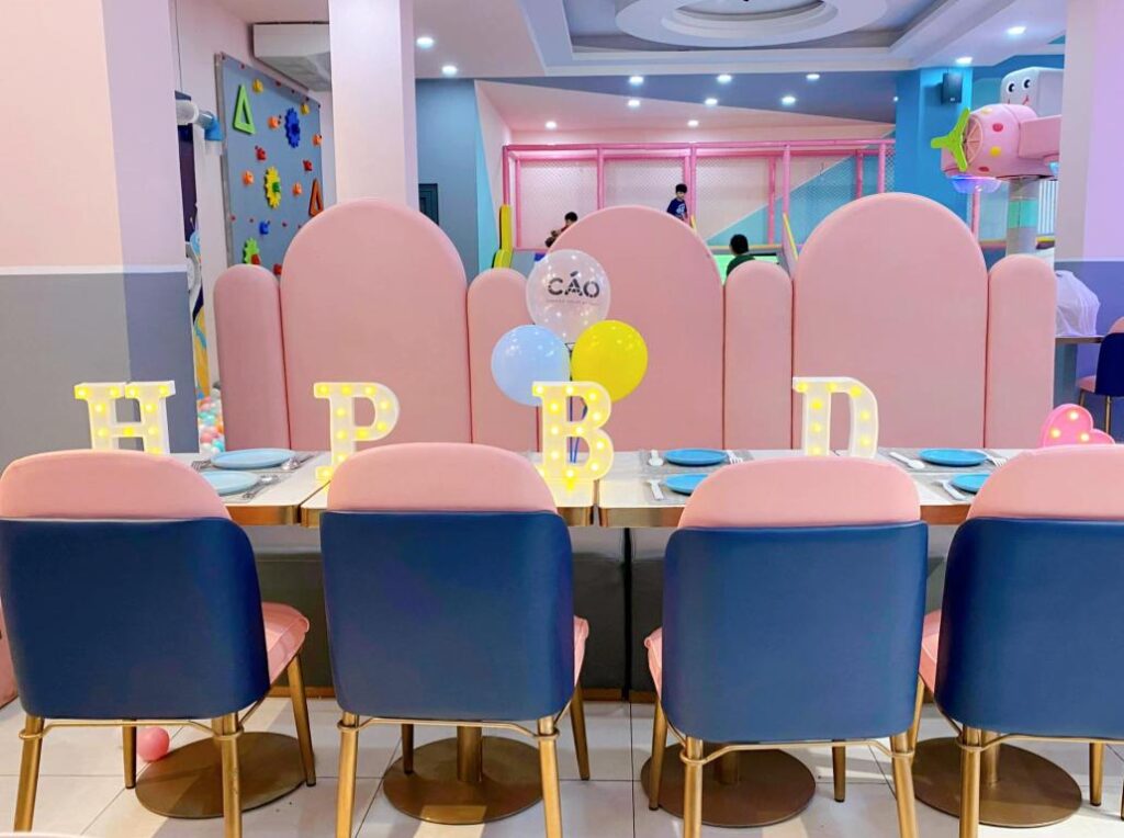 Cáo Premium Kidsplay Cafe