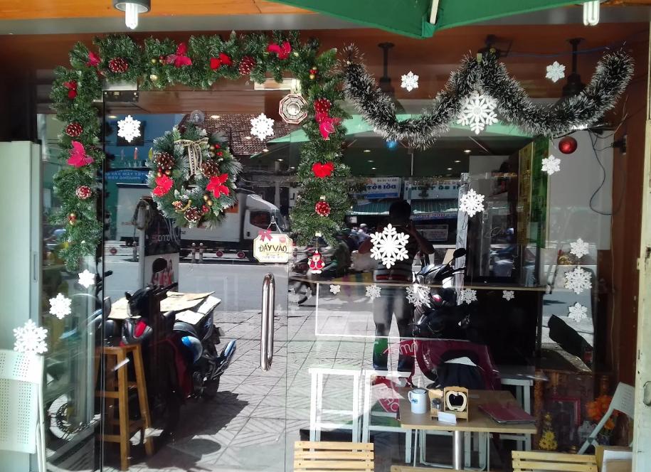 Blackberry Cafe - Quán cafe Quận 4 lâu đời 