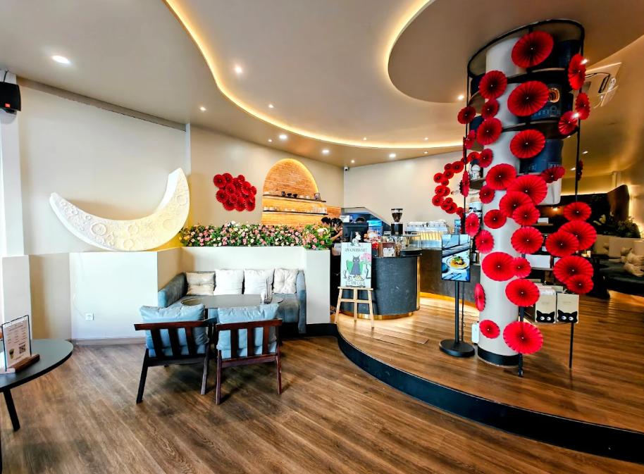 Laluna Cafe & Brunch