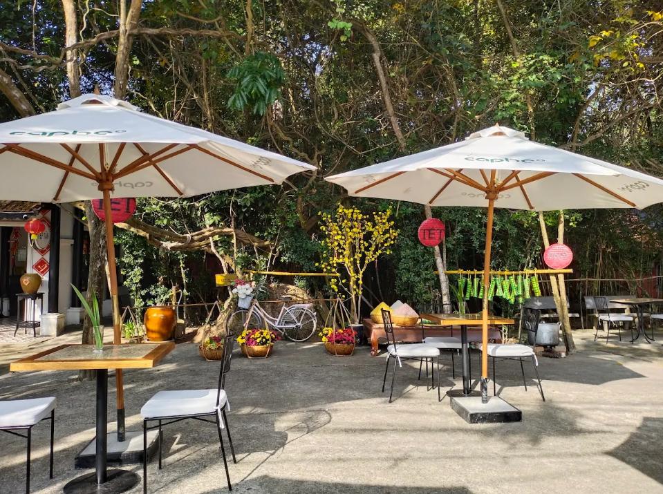 Yana Cafe - Quán cafe Hồ Tràm thoáng đãng