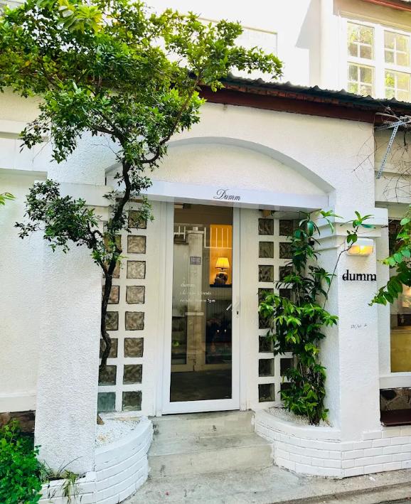 Dumm Café