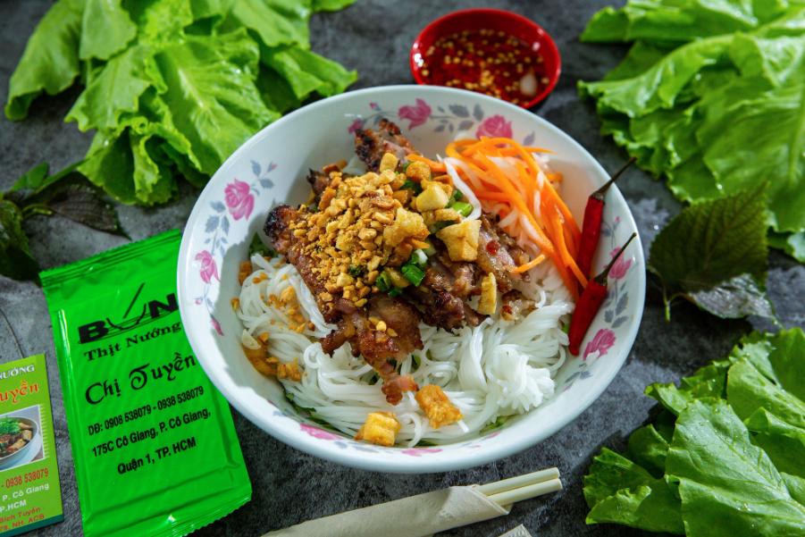 Bún thịt nướng Chị Tuyền