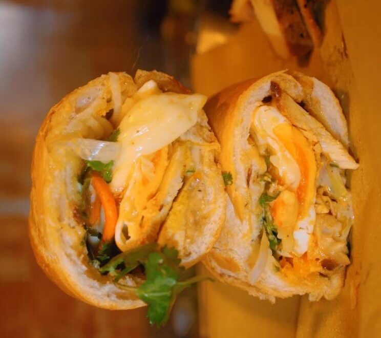 Bánh mì Út Thương 