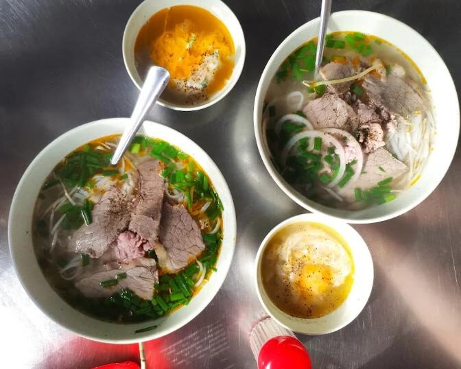 Phở lẩu bò Chợ Lớn
