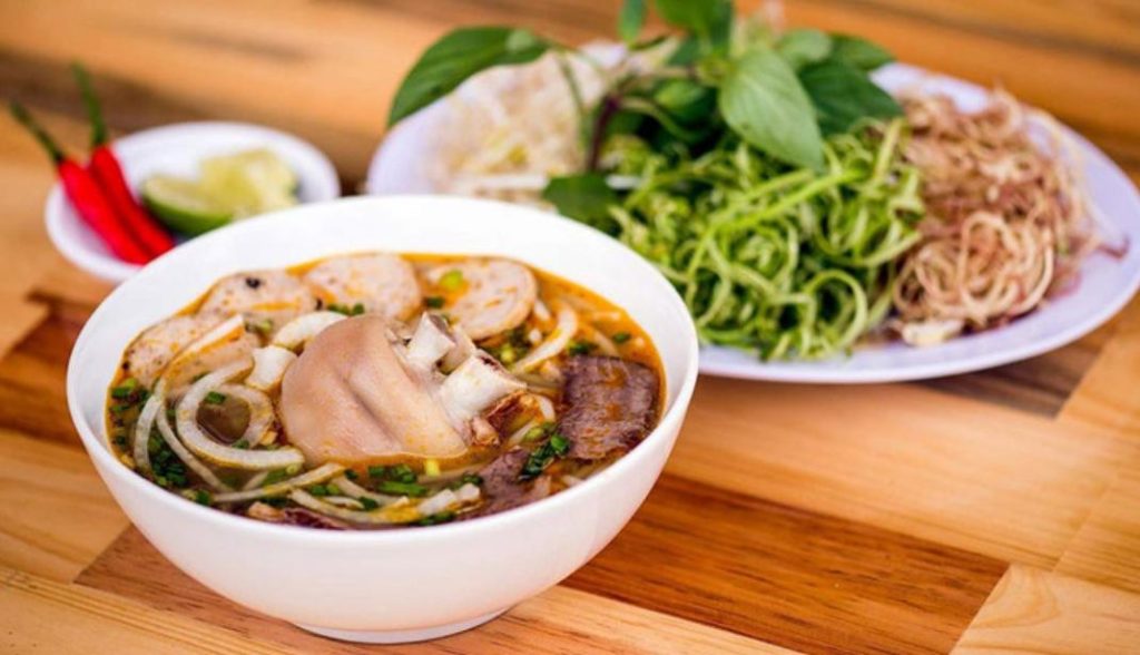 Quán Bún Bò Sông Hương