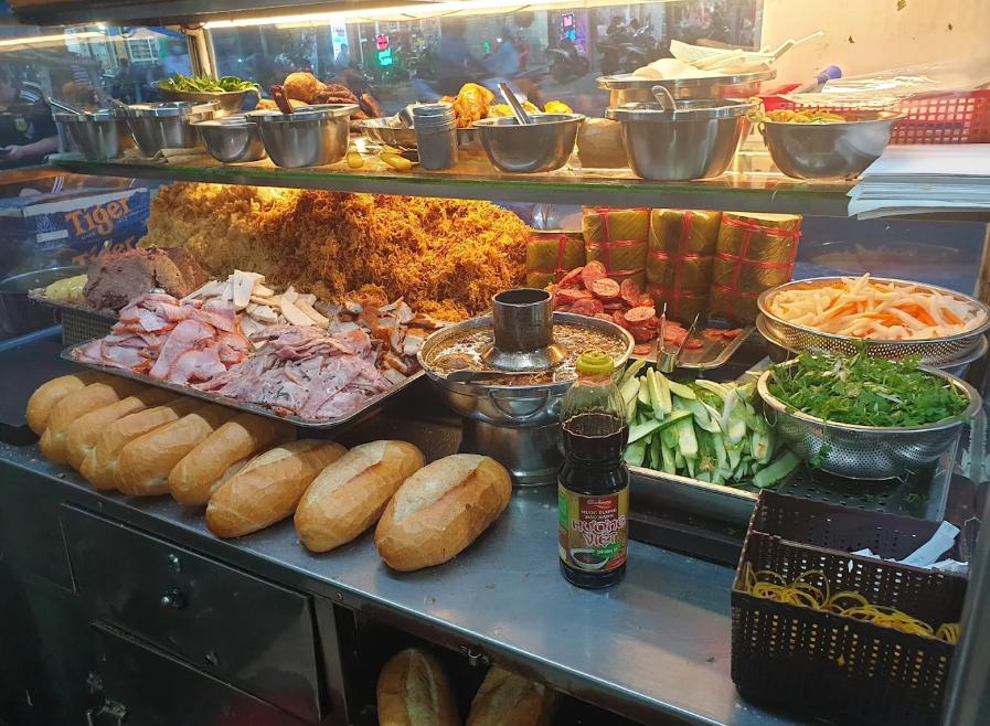 Tiệm Bánh Mì Thư Sài Gòn