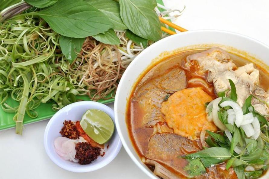Bún bò Huế O Tiên