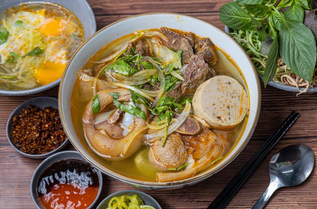 Bún bò Chú Huy