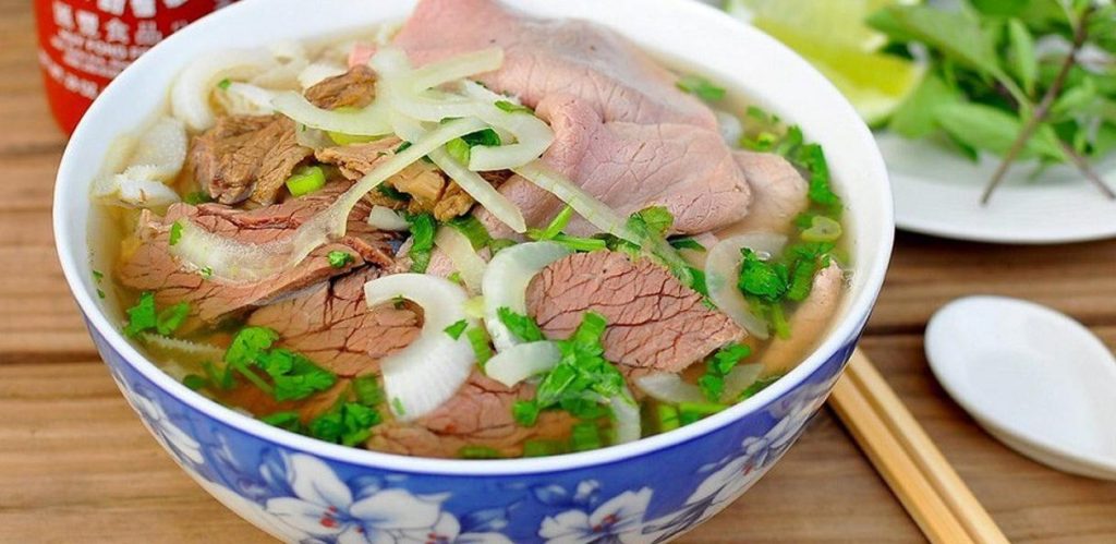 Phở Hot - Quán ăn sáng Quận Tân Phú quen thuộc