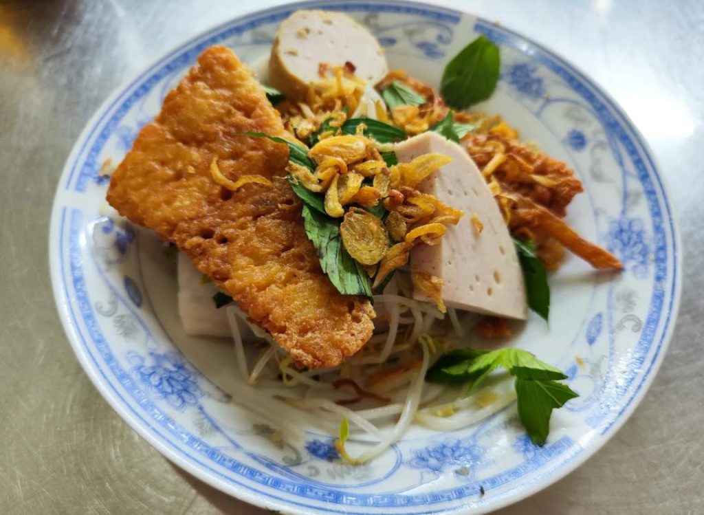 Bánh cuốn Minh Tú