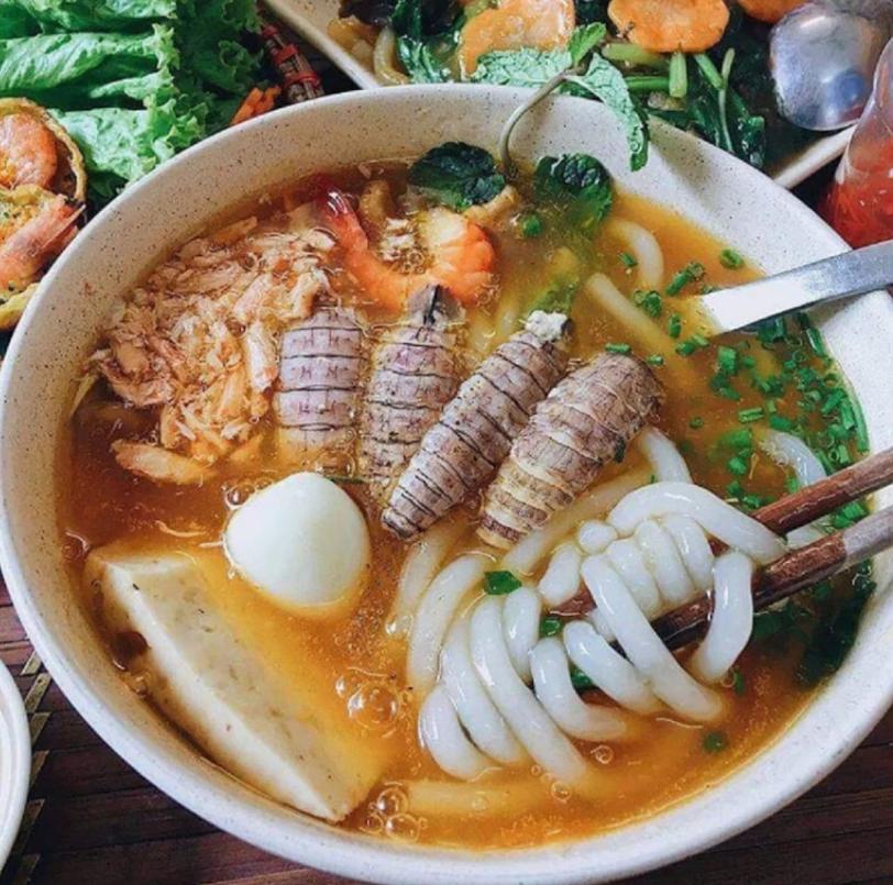 Bánh canh tôm tích Cây Bàng