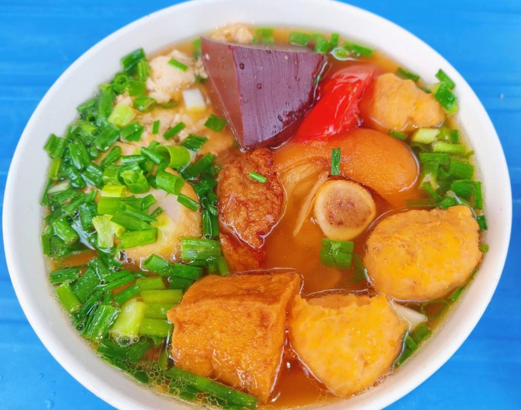 Bún riêu cua đồng Vườn Xuân