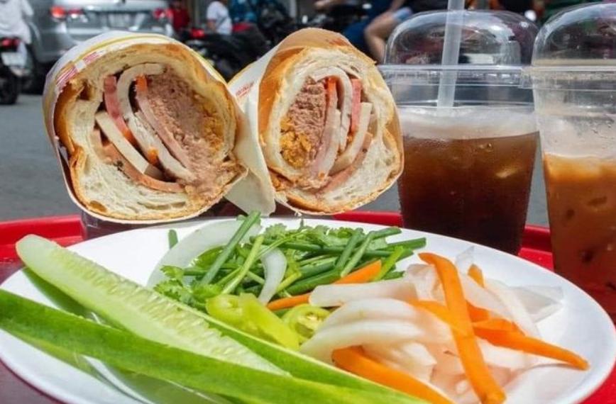 Bánh mì 68 & Café