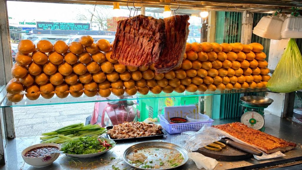Bánh mì heo quay Côn Đảo
