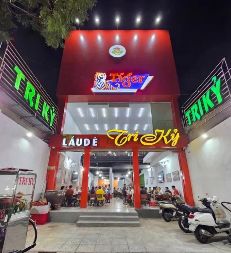 Lẩu dê Tri Kỷ có không gian rộng rãi