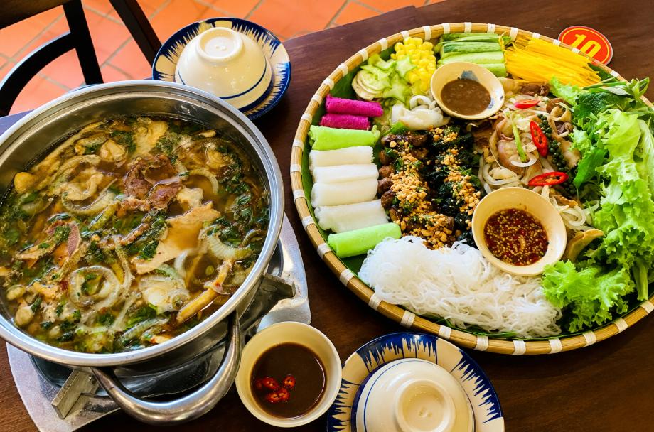 Quán Bàu Bàng là quán ăn sáng Bình Châu được ưa chuộng