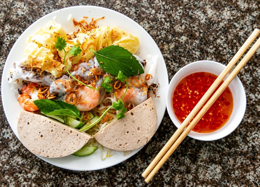 Bánh cuốn Cô Lan