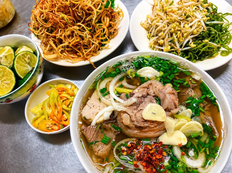 Bún bò Huế Hương Giang