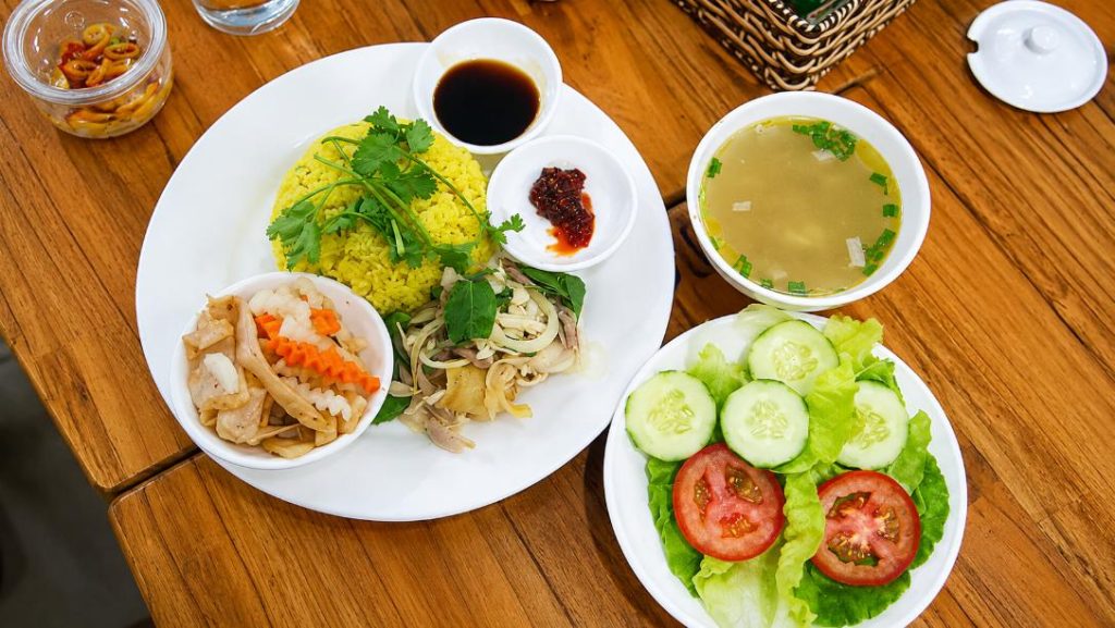 Cơm gà Trà Giang