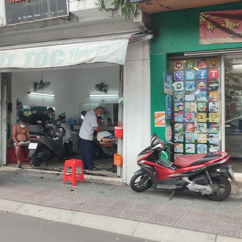Cắt Tóc Nam Nghệ Thuật