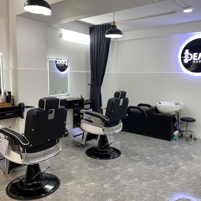 Dema Barber - Cắt Tóc Nam, Barbershop Quận 10