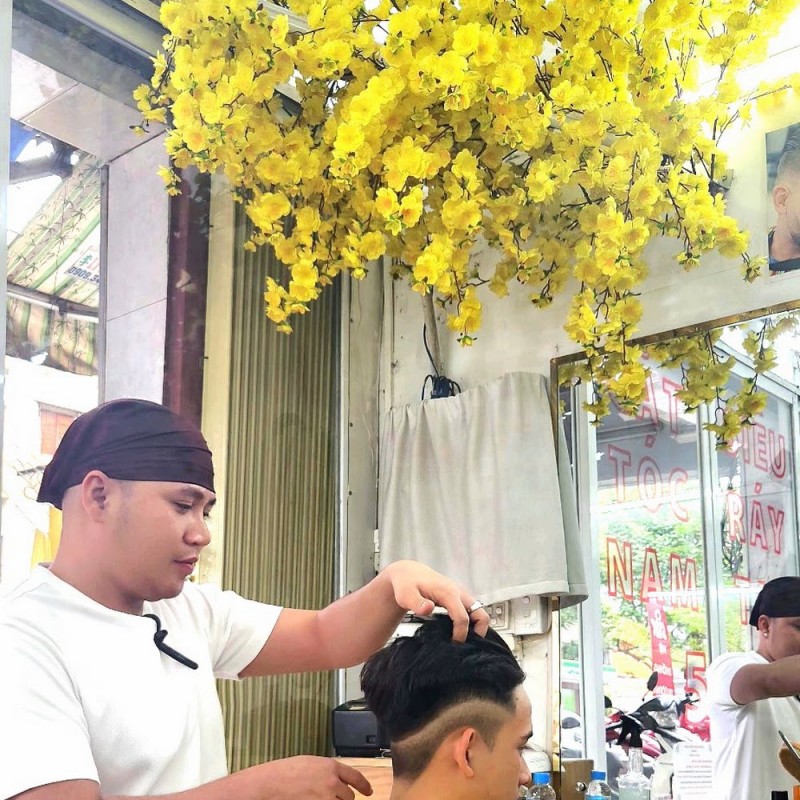 HỚT TÓC NAM 368 SIÊU RÁY TAI