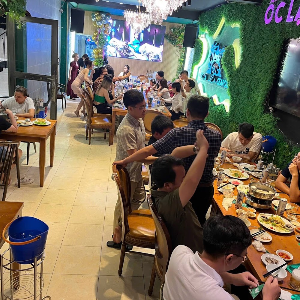 Ốc Lạ CMT8 - Ảnh sưu tầm