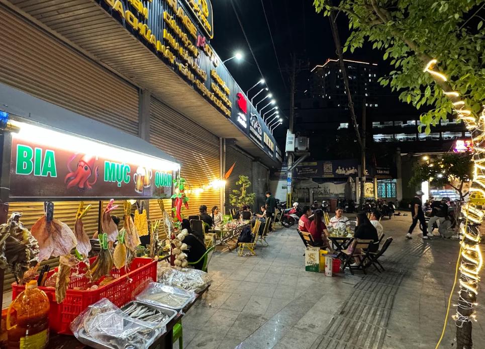 Bia Mực Quán