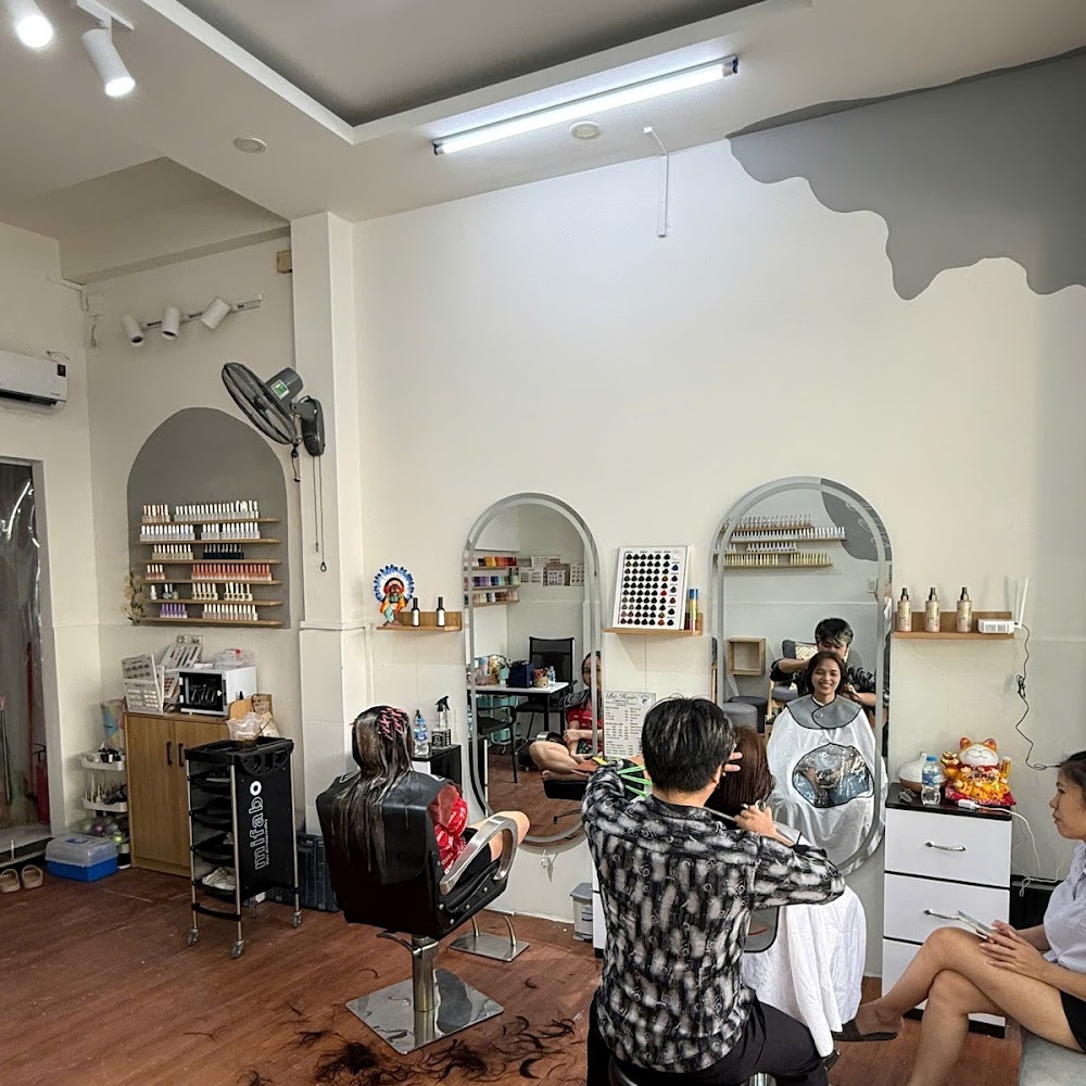 Ảnh sưu tầm: Bá Hair Salon - Làm Tóc Nữ Đẹp Phú Nhuận