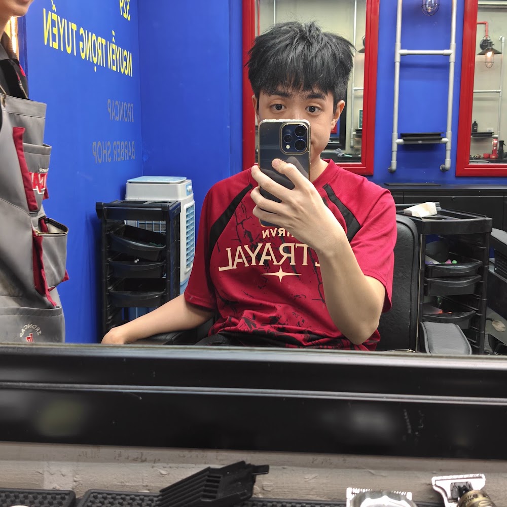Ảnh sưu tầm: Ironcap Barbershop Phú Nhuận