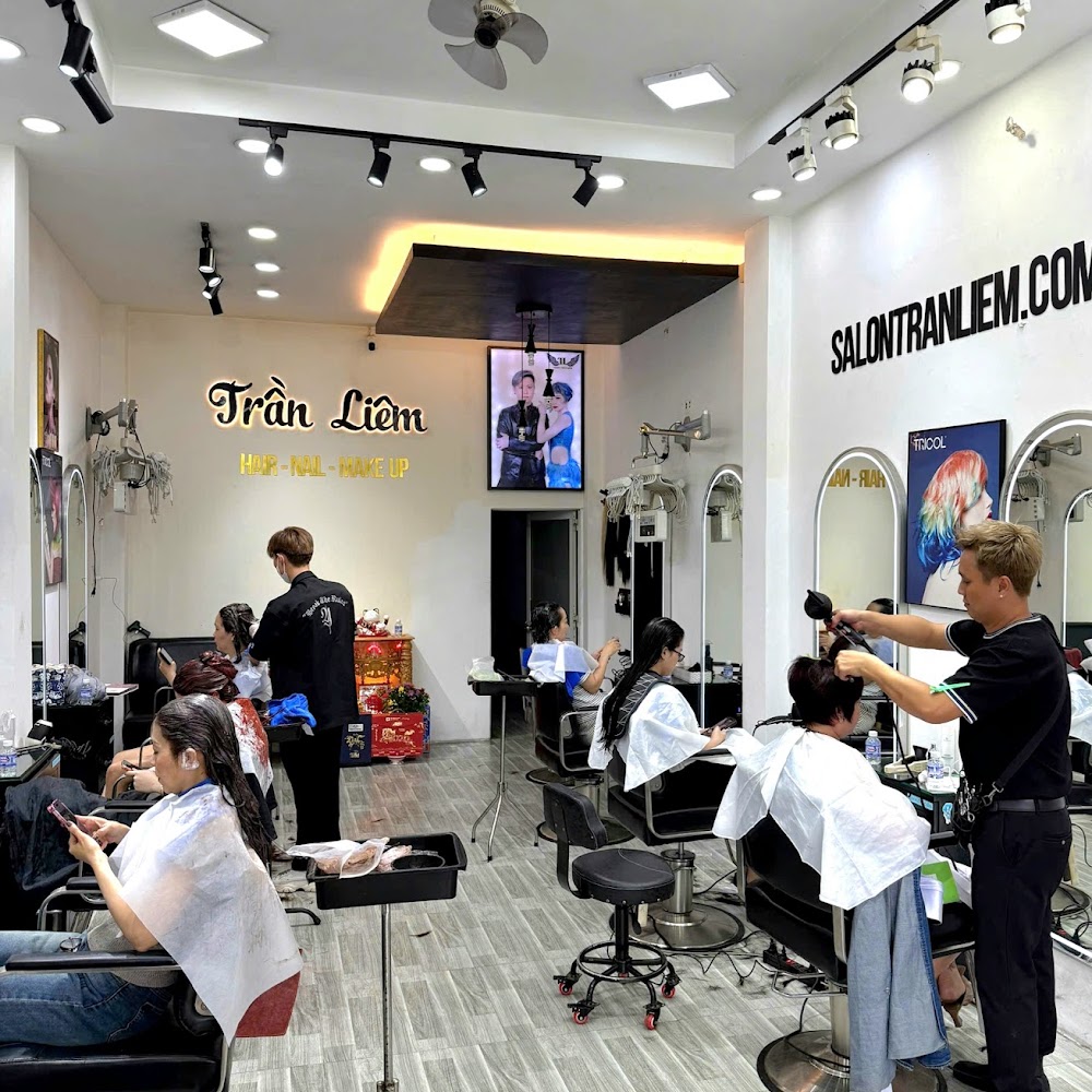 Ảnh sưu tầm: Salon Trần Liêm