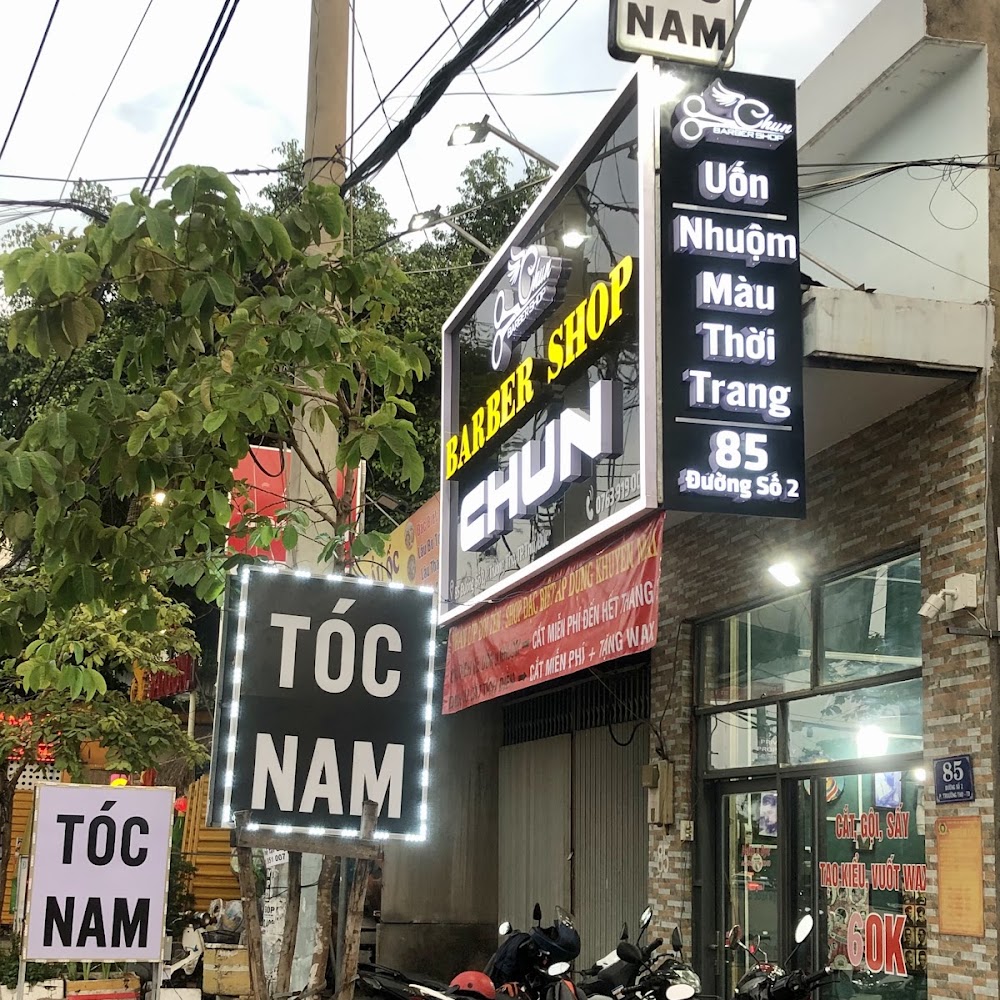 Ảnh sưu tầm: TIỆM TÓC NAM CHUN BARBER