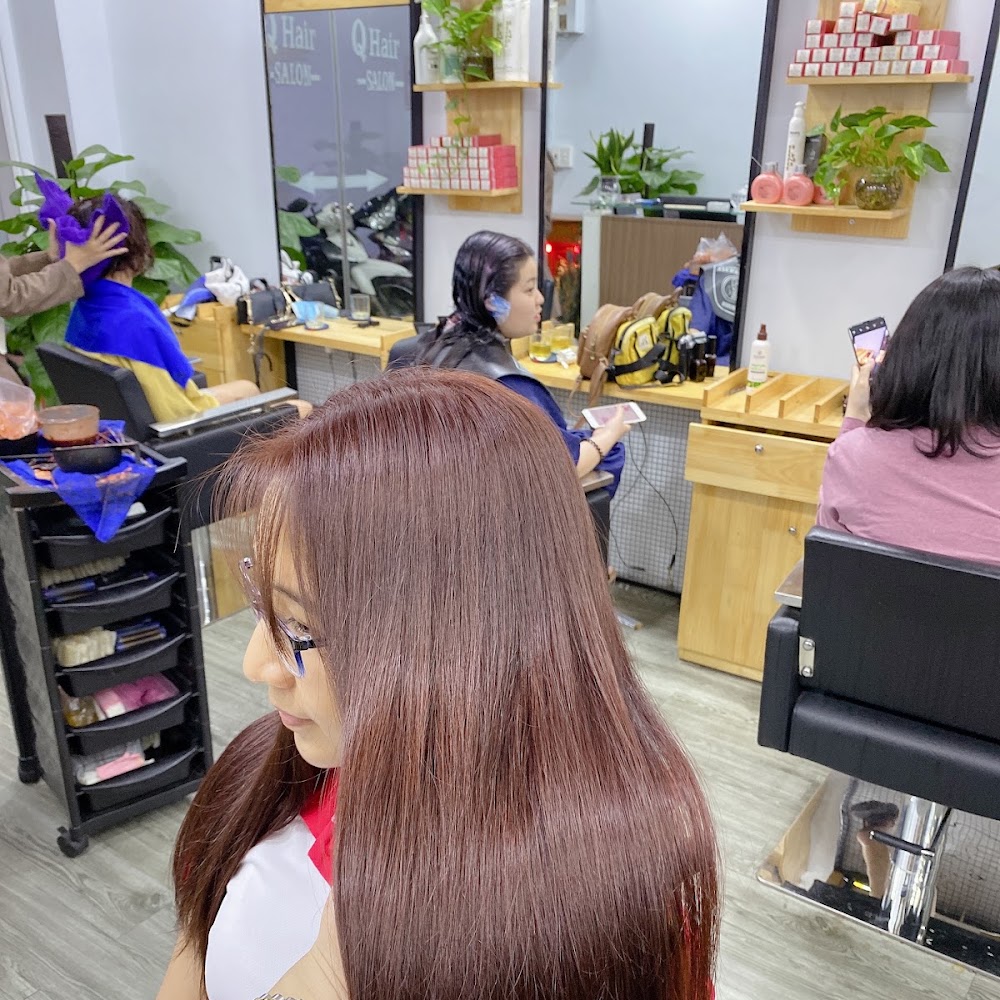Ảnh sưu tầm: Tóc Đẹp Sài Gòn Salon Qhair